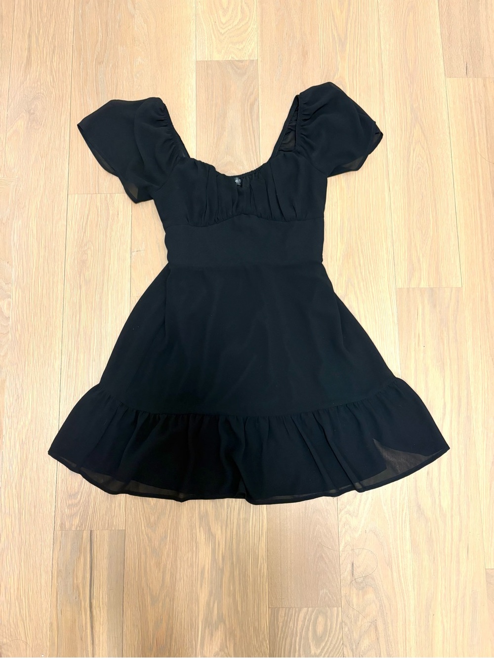 Girls' Black Puff-Sleeve Ruffle Dress